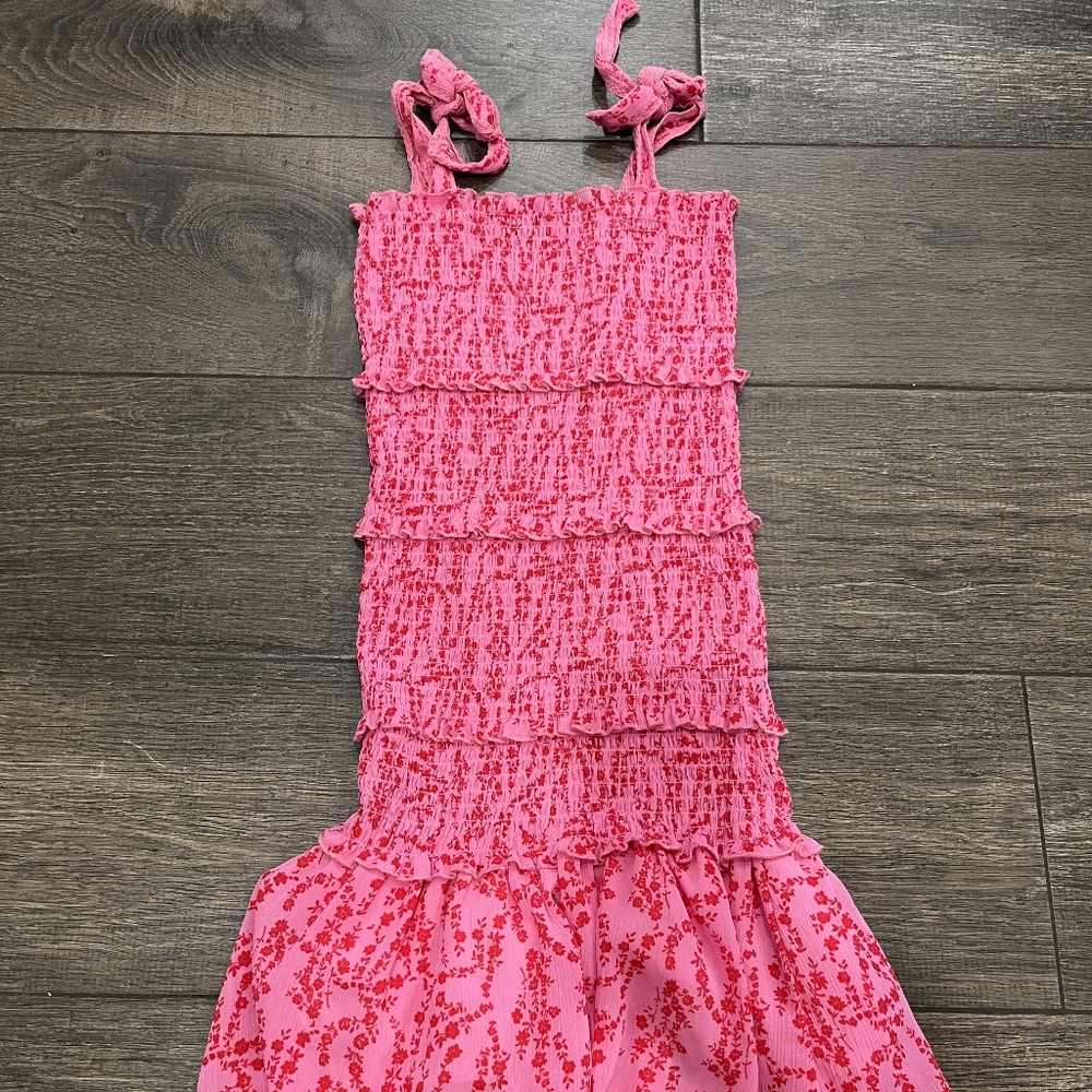 Elegant Pink Floral Mini Dress